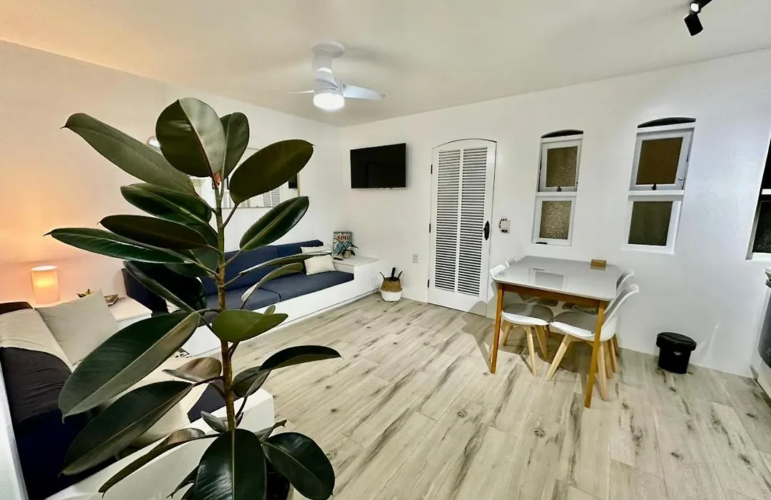 Apartamento estilo Chalé com piscina-1